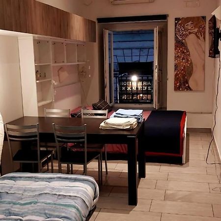 Casa Lanzieri Appartement Napels Buitenkant foto